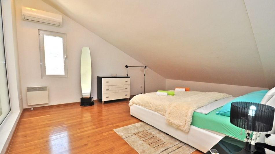 Квартира площадью 135 кв.м., лот 585