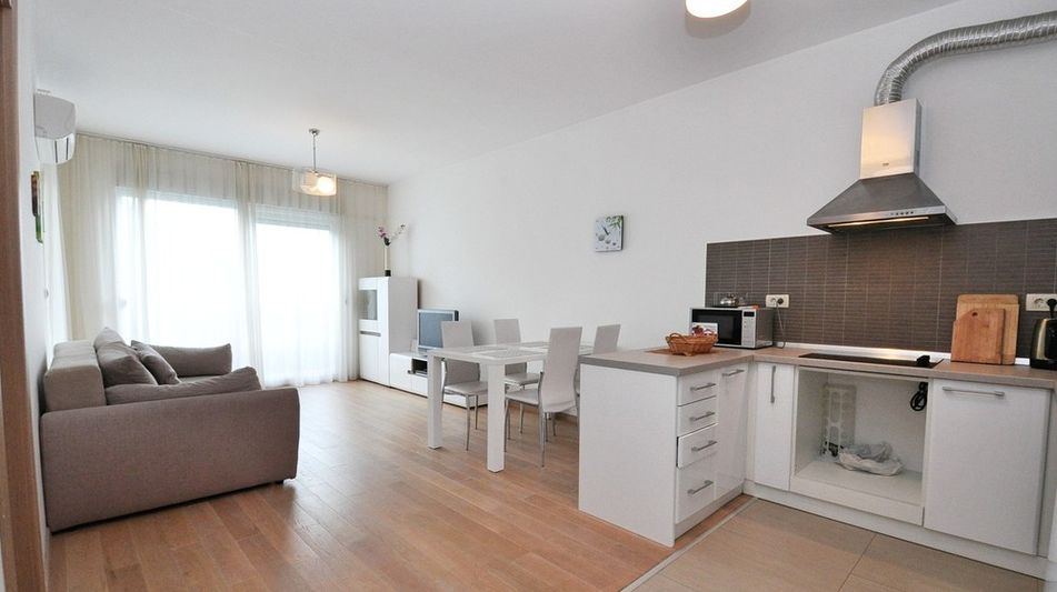 Квартира площадью 108 кв.м. с видом на море, лот 588