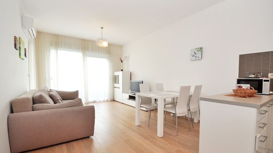 Квартира площадью 108 кв.м. с видом на море, лот 588