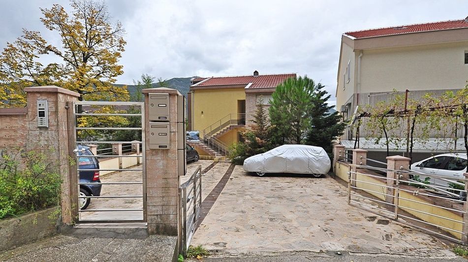 Квартира площадью 108 кв.м. с видом на море, лот 588