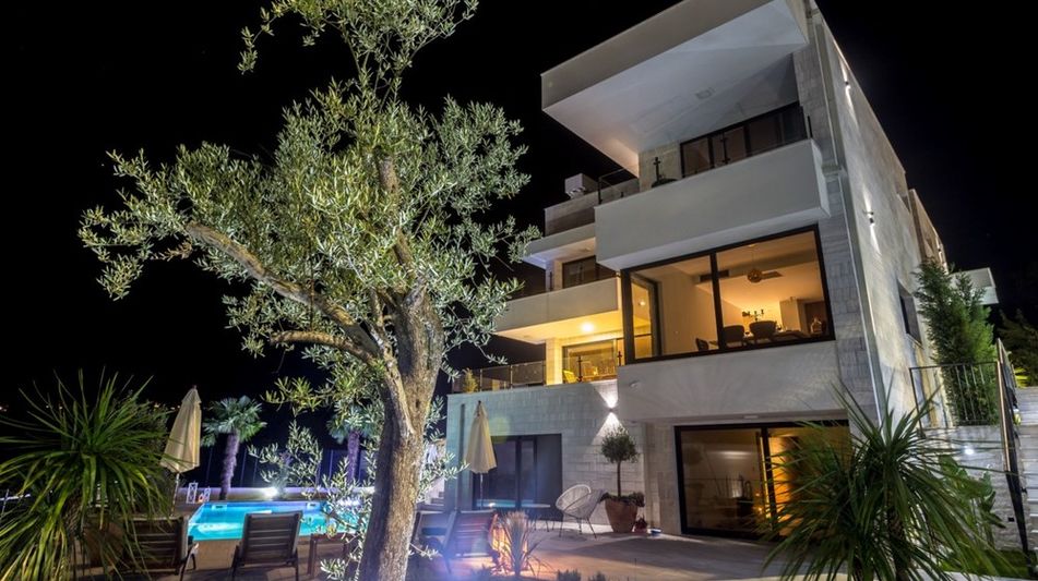 Дом площадью 350 кв.м. с видом на море, лот 623