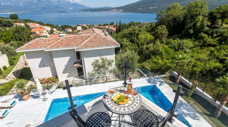 Дом площадью 350 кв.м. с видом на море, лот 623