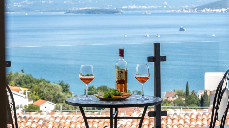 Дом площадью 350 кв.м. с видом на море, лот 623