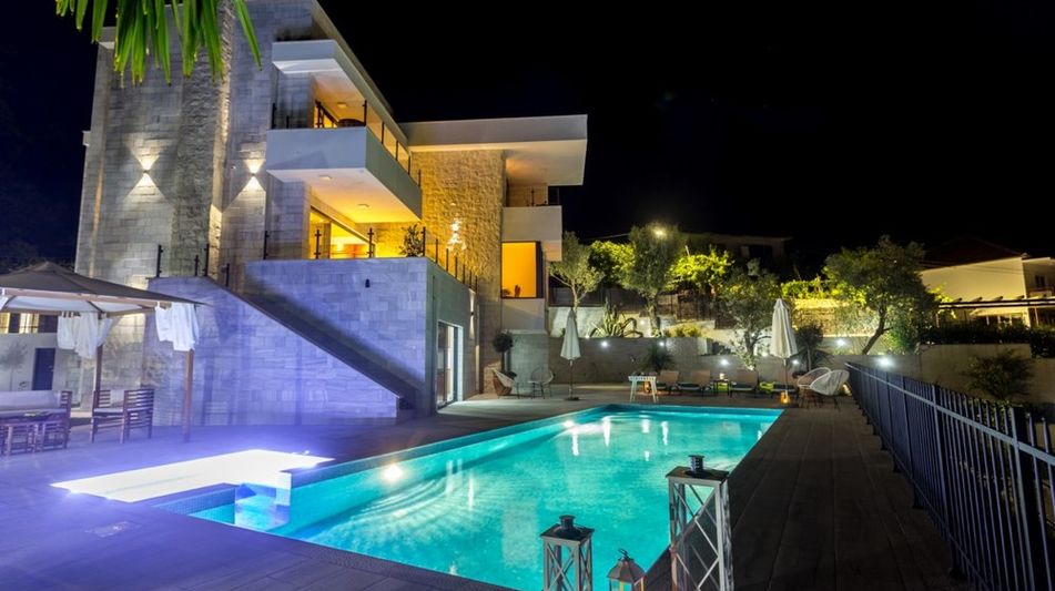 Дом площадью 350 кв.м. с видом на море, лот 623