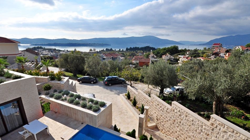 Дом площадью 240 кв.м. с видом на море, лот 626