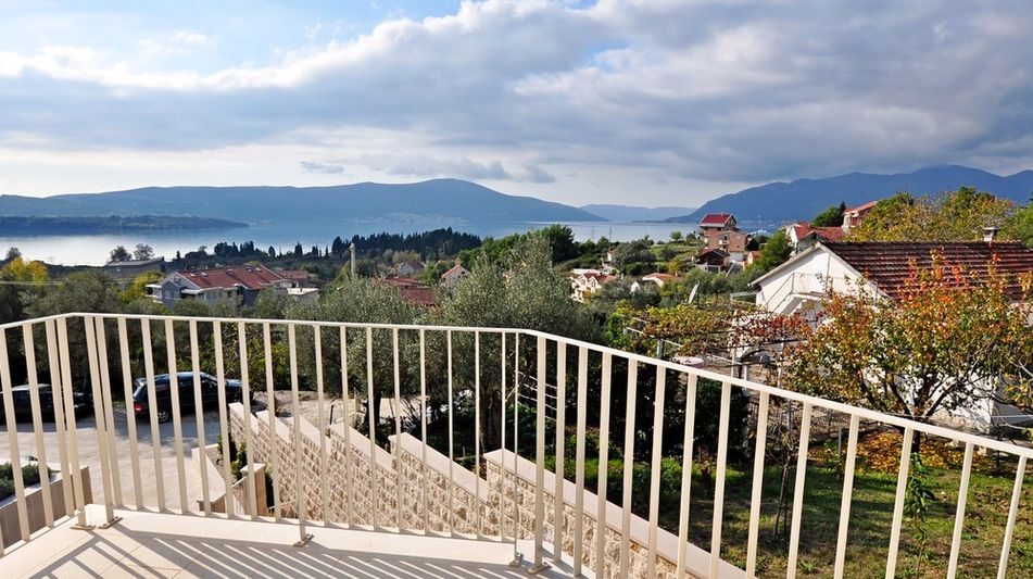 Дом площадью 240 кв.м. с видом на море, лот 626