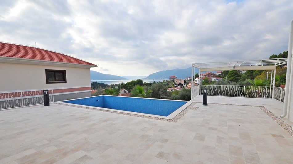 Дом площадью 280 кв.м. с видом на море, лот 627