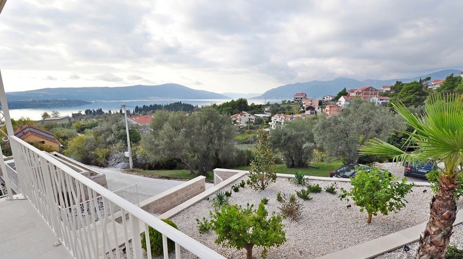 Дом площадью 280 кв.м. с видом на море, лот 627