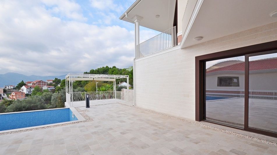 Дом площадью 280 кв.м. с видом на море, лот 627