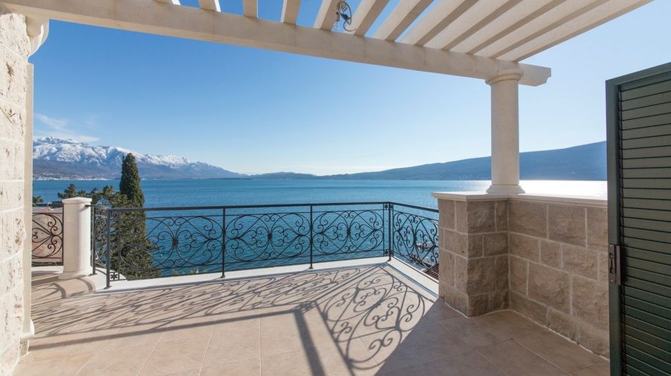 Дом площадью 710 кв.м. с видом на море, лот 629