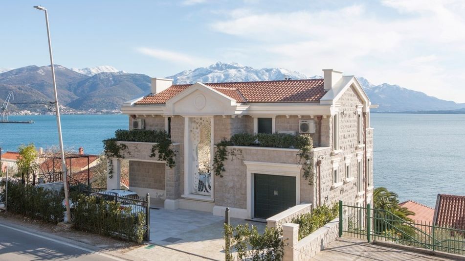 Дом площадью 710 кв.м. с видом на море, лот 629