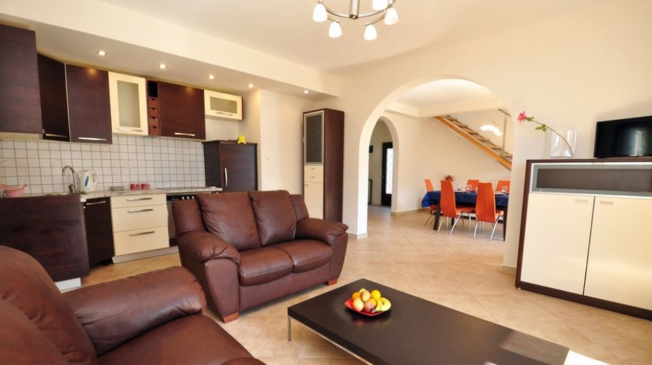 Дом площадью 200 кв.м. с видом на море, лот 632