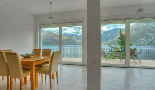 Дом площадью 424 кв.м. с видом на море, лот 636