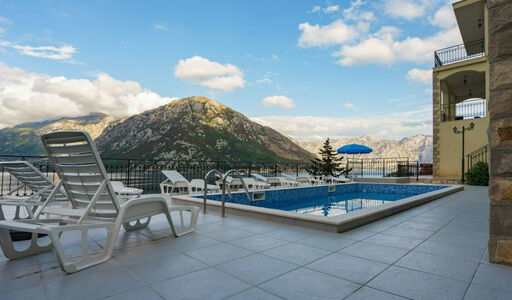 Дом площадью 424 кв.м. с видом на море, лот 636