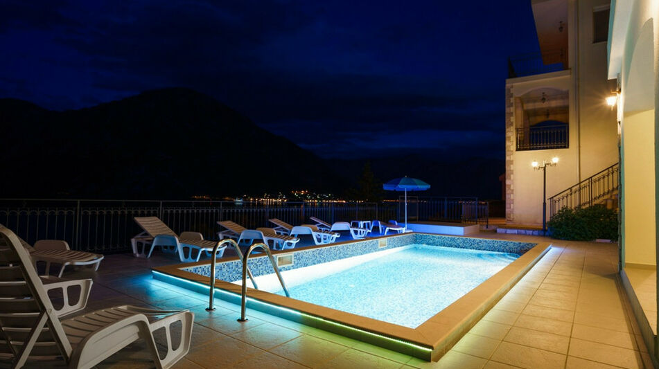 Дом площадью 424 кв.м. с видом на море, лот 636