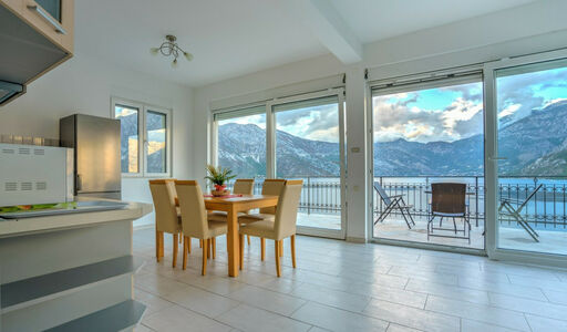 Дом площадью 424 кв.м. с видом на море, лот 636