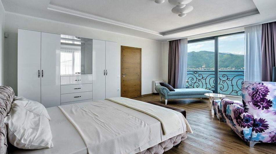 Дом площадью 420 кв.м. с видом на море, лот 639