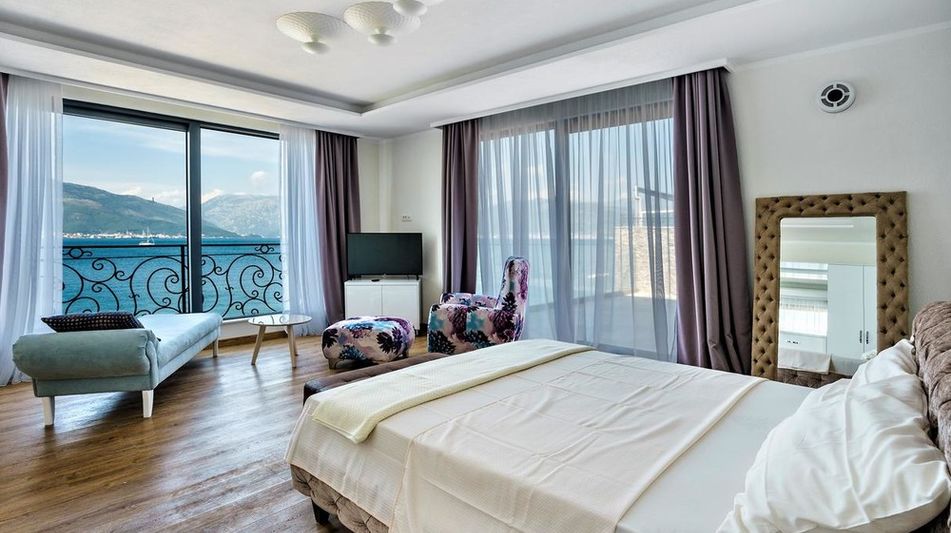 Дом площадью 420 кв.м. с видом на море, лот 639