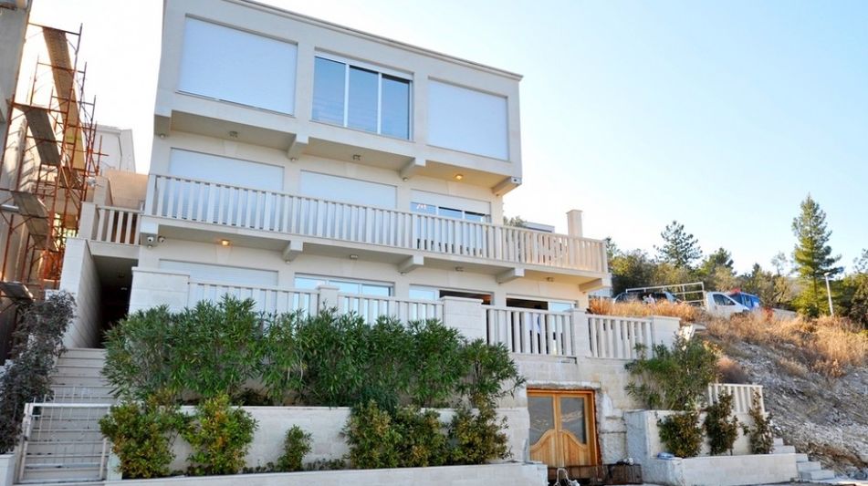 Дом площадью 575 кв.м. с видом на море, лот 641