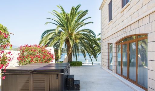 Дом площадью 286 кв.м. с видом на море, лот 643