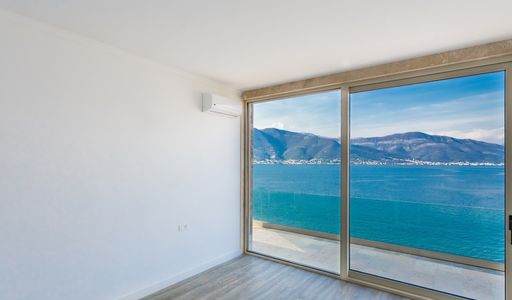 Дом площадью 330 кв.м. с видом на море, лот 645