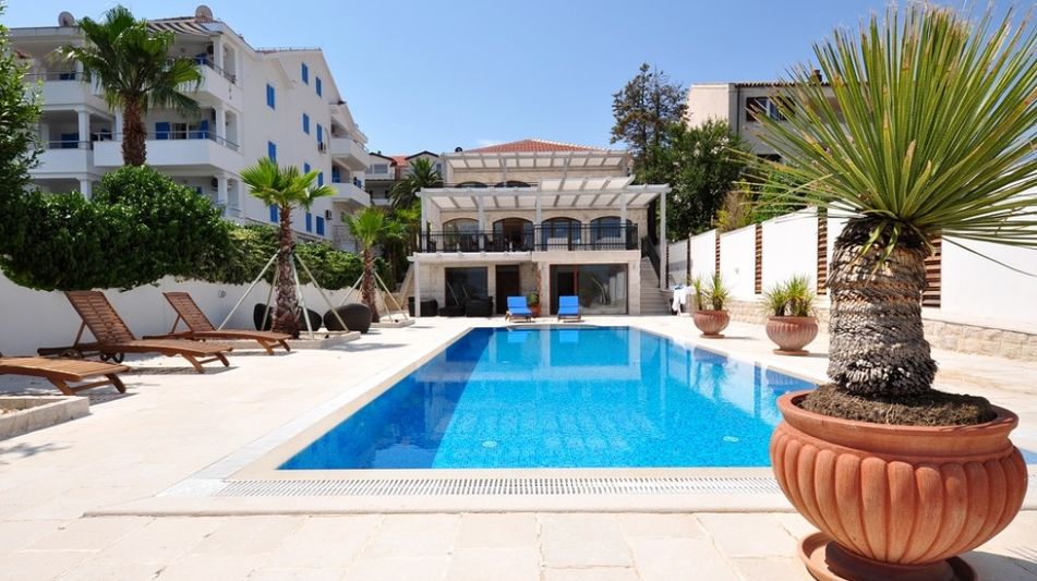 Дом площадью 400 кв.м. с видом на море, лот 647