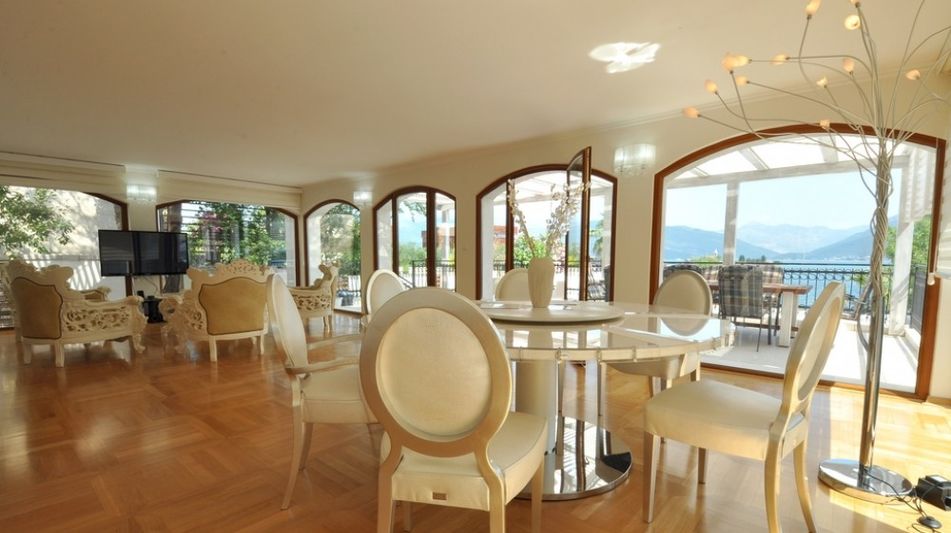 Дом площадью 400 кв.м. с видом на море, лот 647