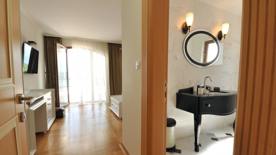 Дом площадью 400 кв.м. с видом на море, лот 647