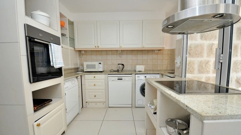 Дом площадью 235 кв.м. с видом на море, лот 648