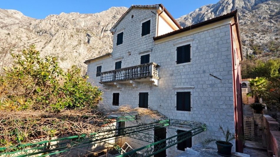 Дом площадью 235 кв.м. с видом на море, лот 648