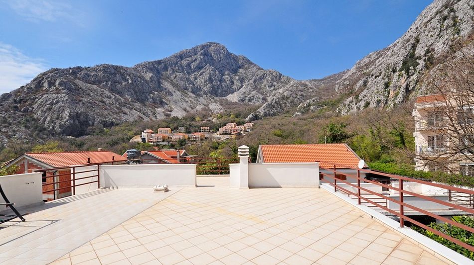 Дом площадью 350 кв.м. с видом на море, лот 651