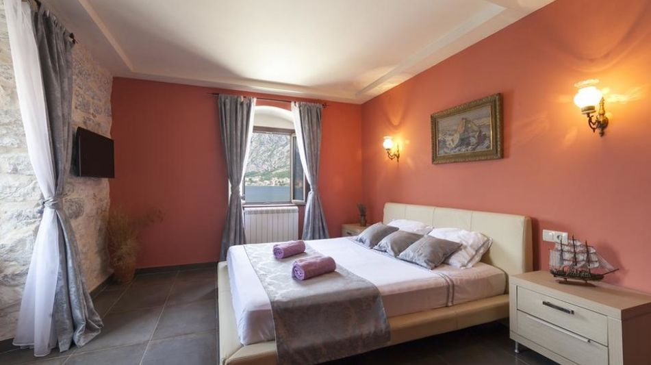 Дом площадью 400 кв.м. с видом на море, лот 658