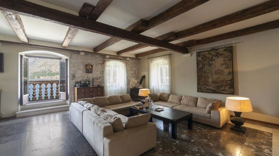 Дом площадью 400 кв.м. с видом на море, лот 658