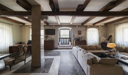 Дом площадью 400 кв.м. с видом на море, лот 658