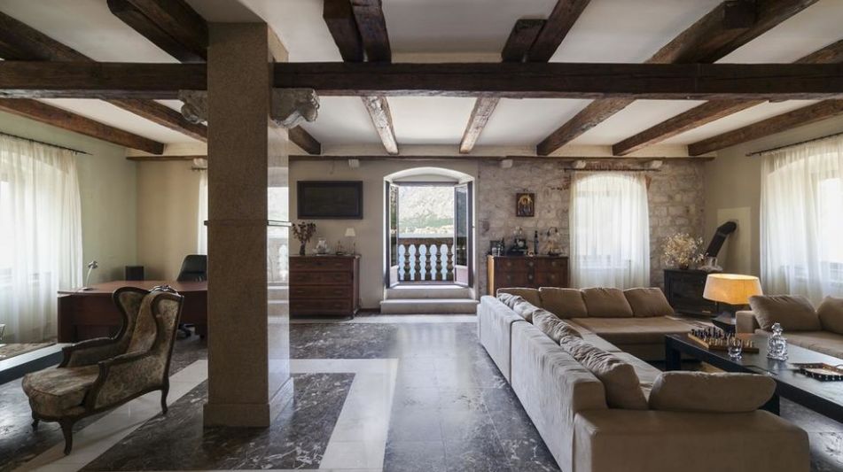 Дом площадью 400 кв.м. с видом на море, лот 658