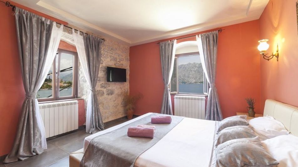 Дом площадью 400 кв.м. с видом на море, лот 658