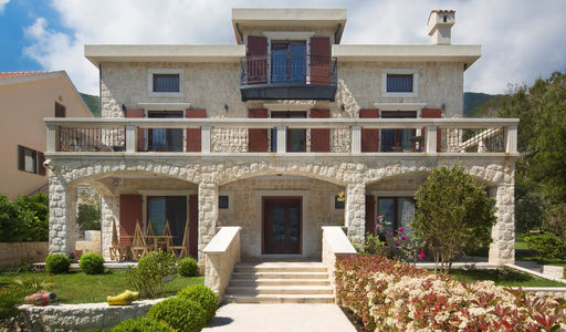 Дом площадью 497 кв.м. с видом на море, лот 659