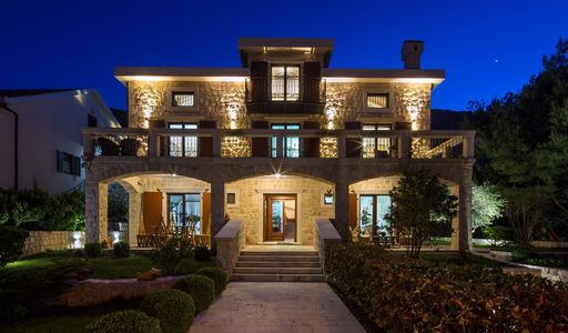 Дом площадью 497 кв.м. с видом на море, лот 659