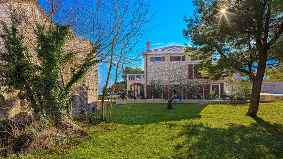 Дом площадью 497 кв.м. с видом на море, лот 659