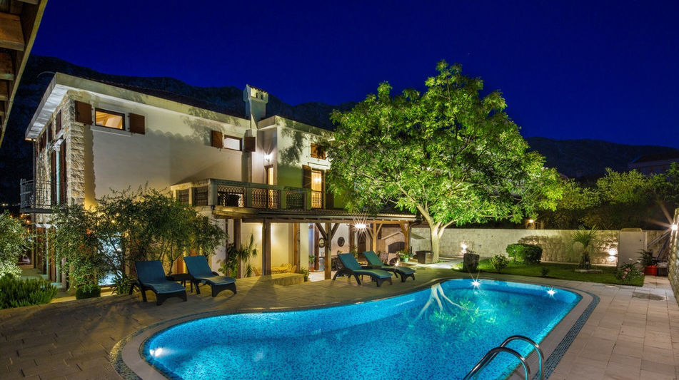 Дом площадью 497 кв.м. с видом на море, лот 659