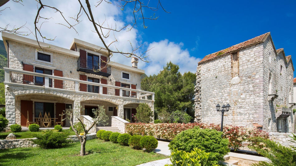 Дом площадью 497 кв.м. с видом на море, лот 659