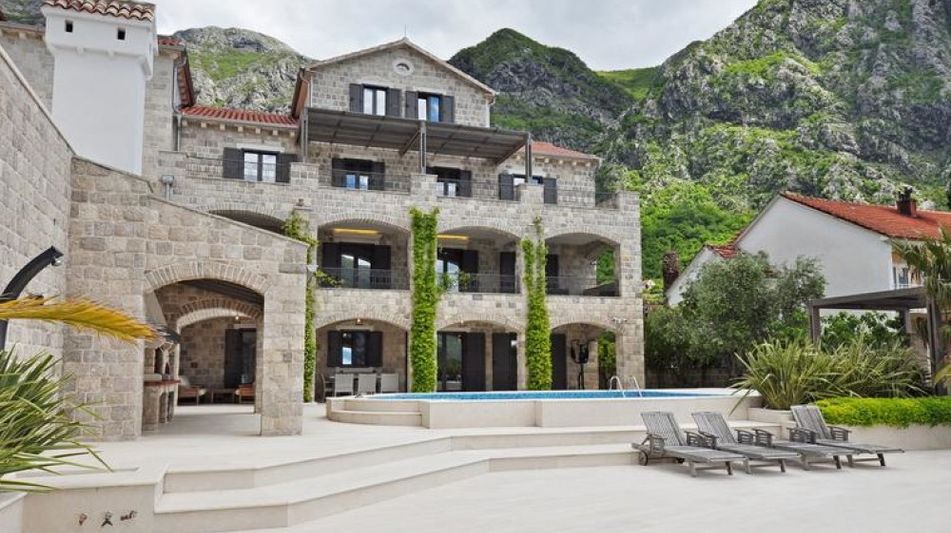 Дом площадью 554 кв.м. с видом на море, лот 661