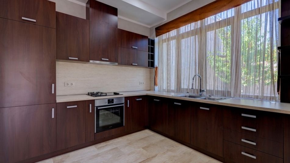 Дом площадью 372 кв.м. с видом на море, лот 662