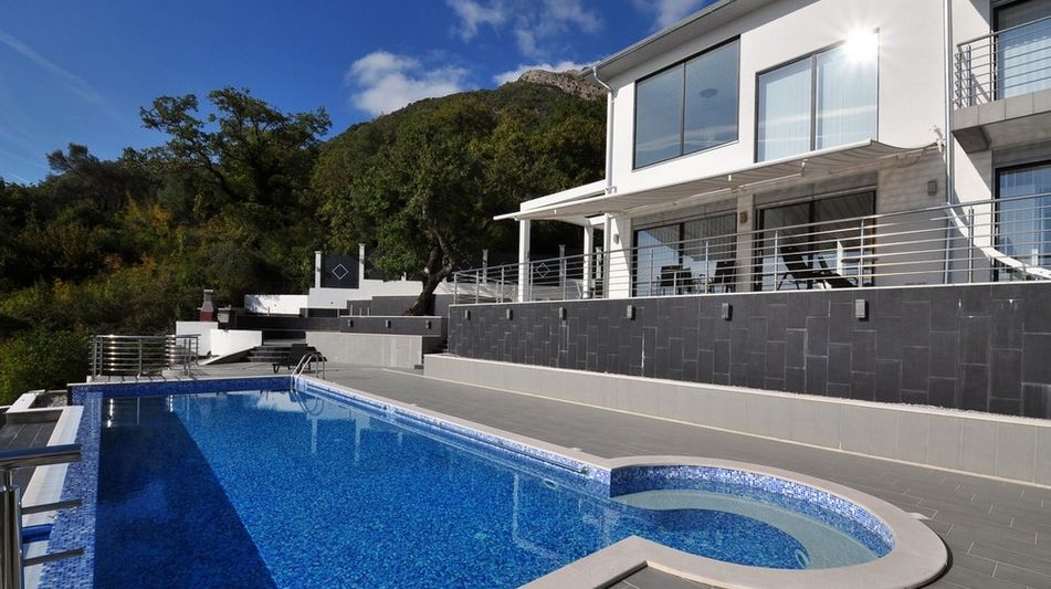 Дом площадью 390 кв.м. с видом на море, лот 666