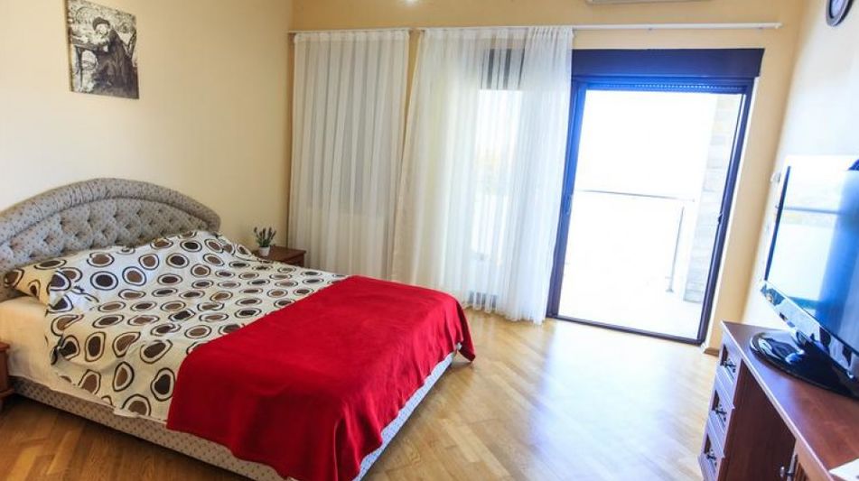 Дом площадью 340 кв.м. с видом на море, лот 669