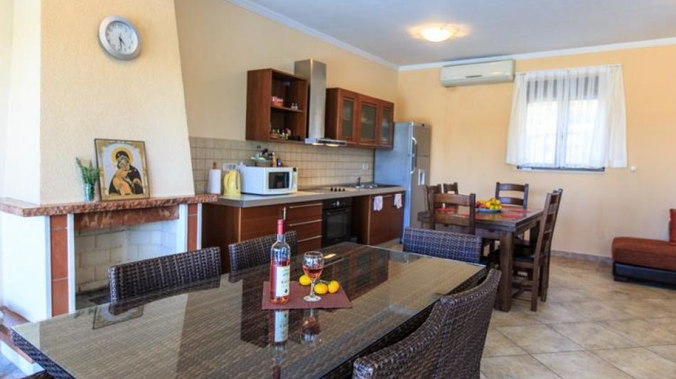 Дом площадью 340 кв.м. с видом на море, лот 669