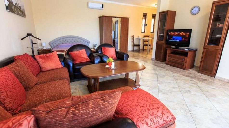 Дом площадью 340 кв.м. с видом на море, лот 669