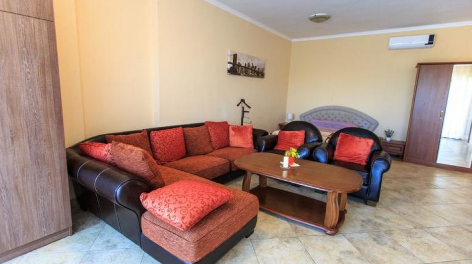 Дом площадью 340 кв.м. с видом на море, лот 669