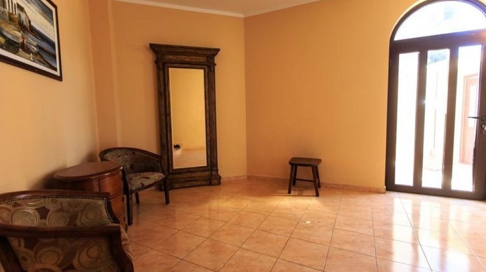 Дом площадью 340 кв.м. с видом на море, лот 669