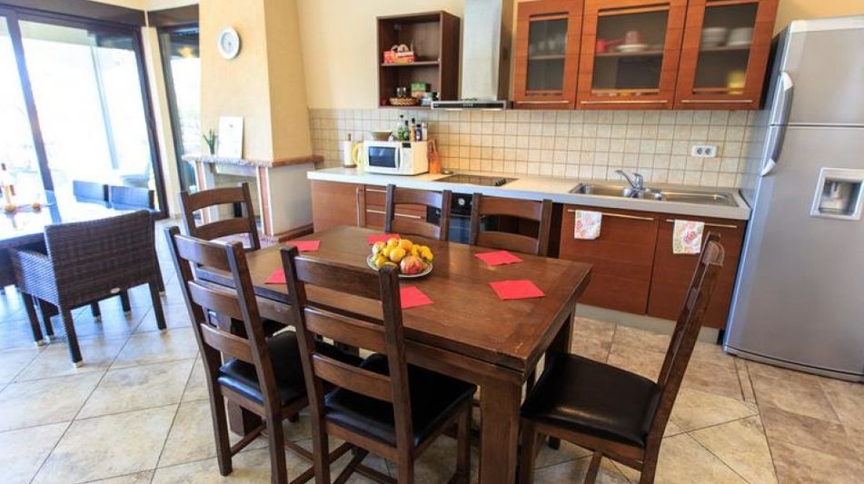 Дом площадью 340 кв.м. с видом на море, лот 669